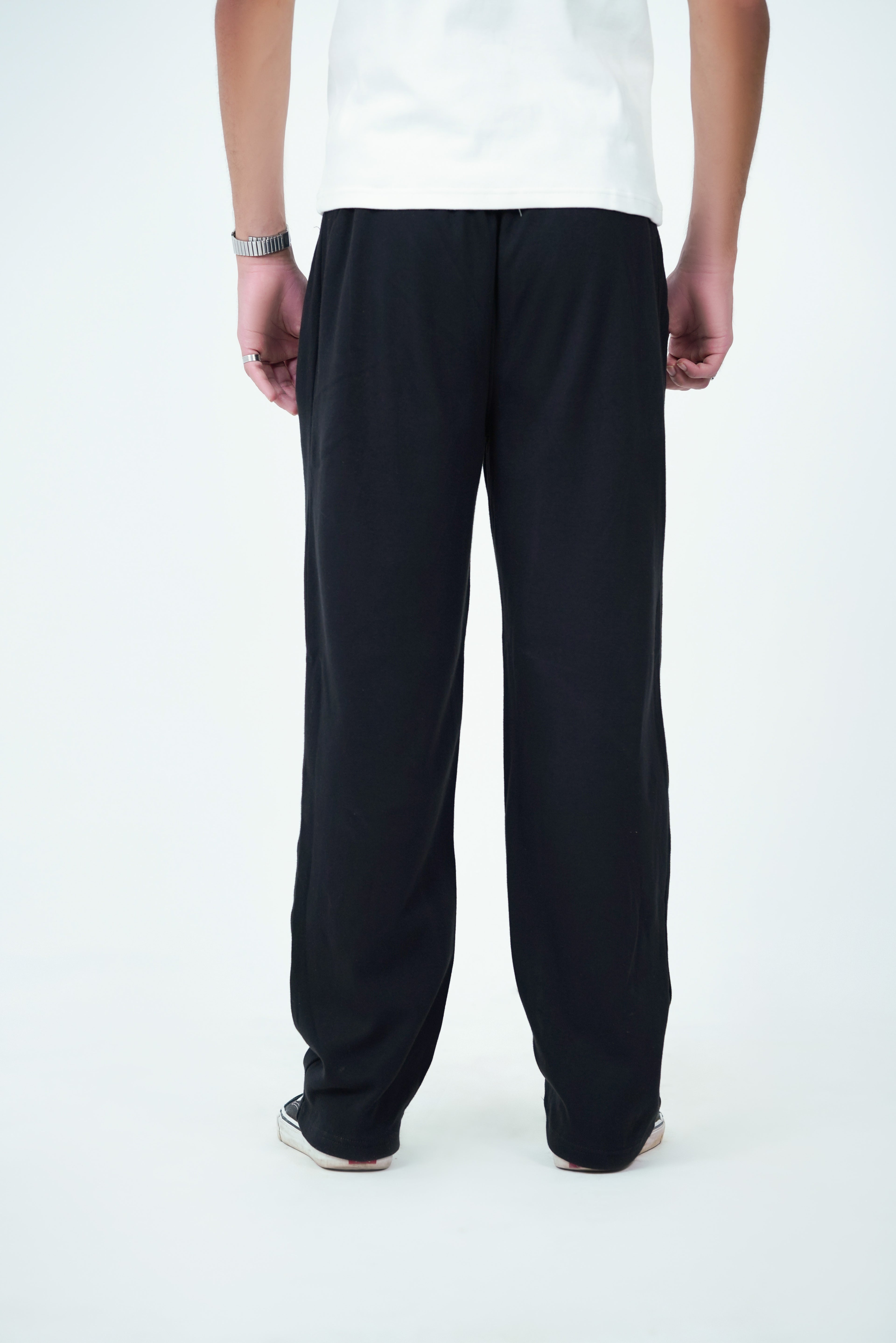 WIDE-LEG TROUSER