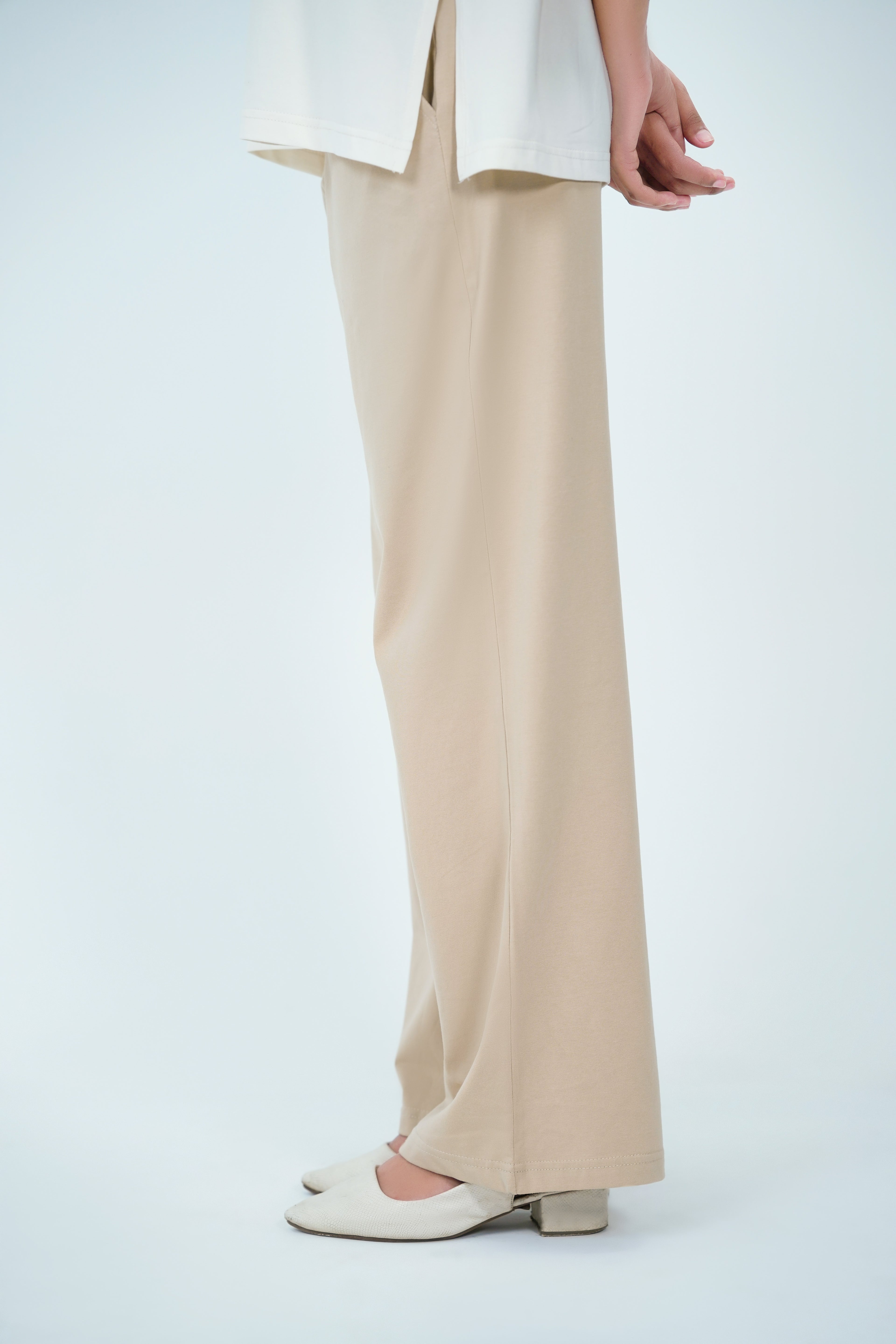WIDE-LEG TROUSER