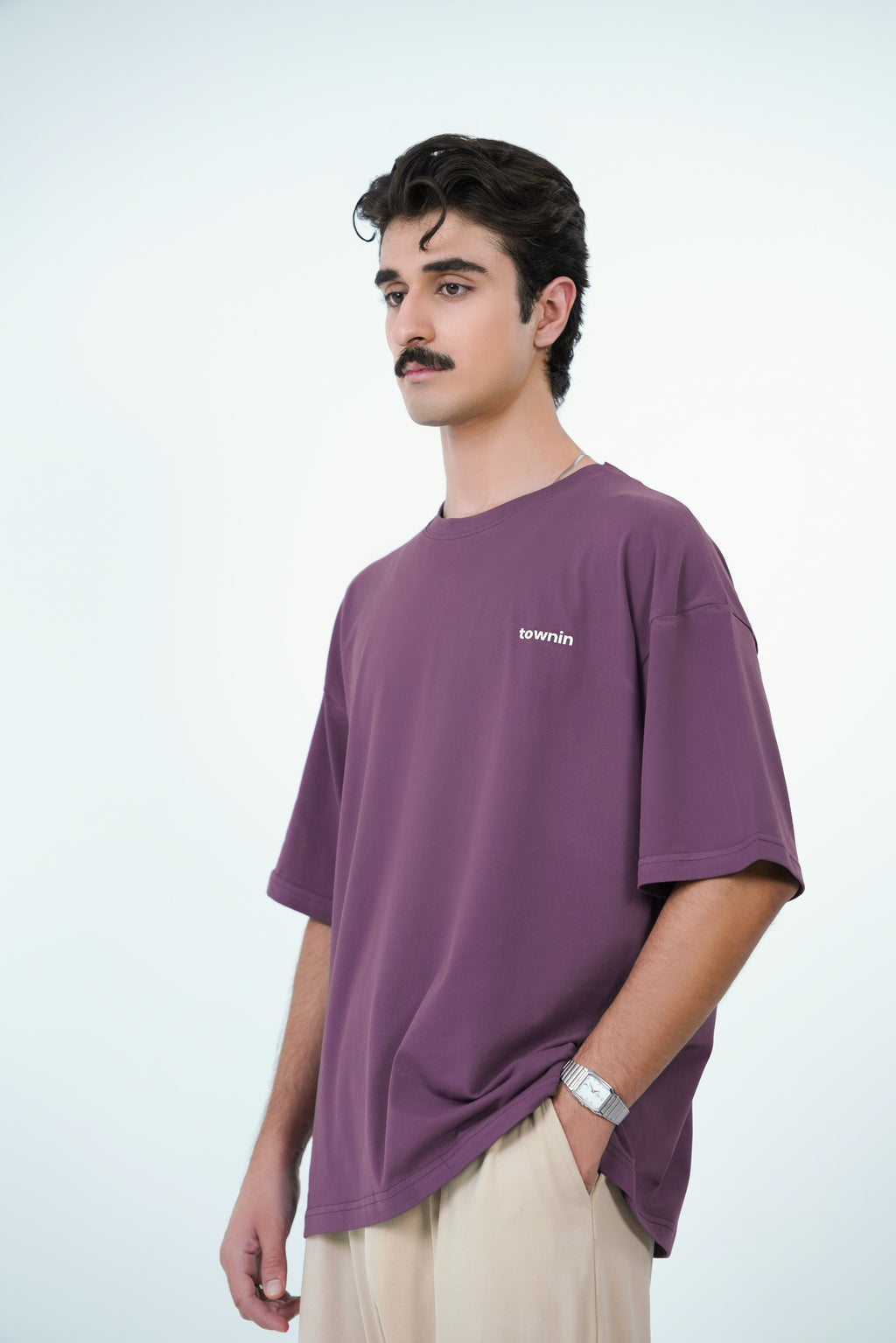 BOXY-FIT TEE