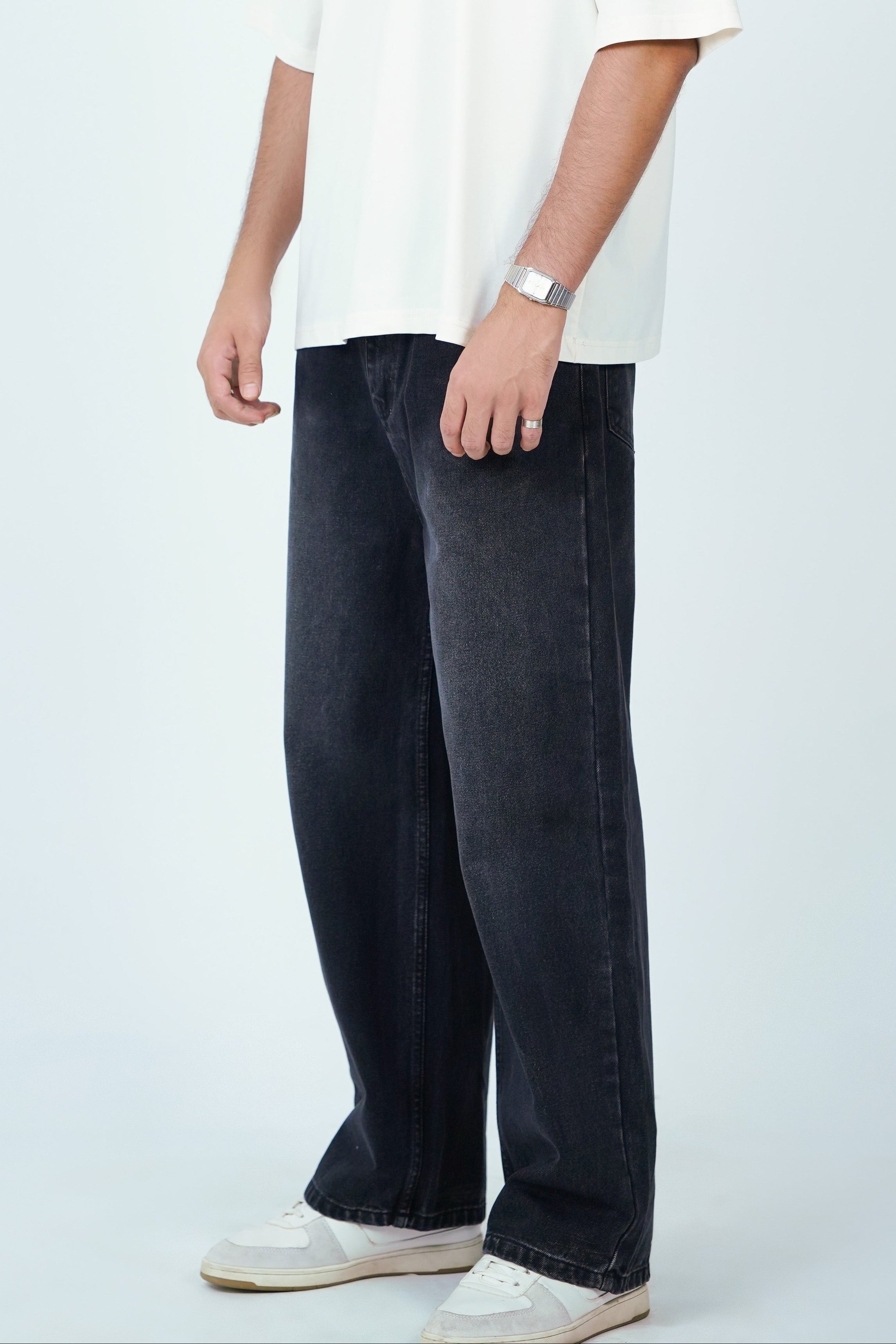 90's STRAIGHT LEG JEANS